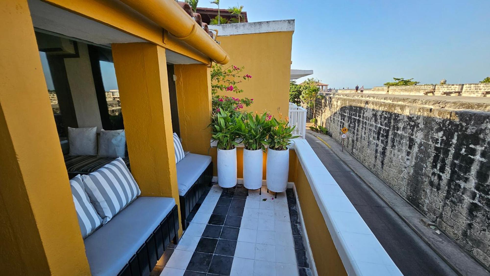 Apartamento Duplex Vista Al Mar Y Murallas Nuevo En La Ciudad Amurallada Apartment Cartagena Exterior photo