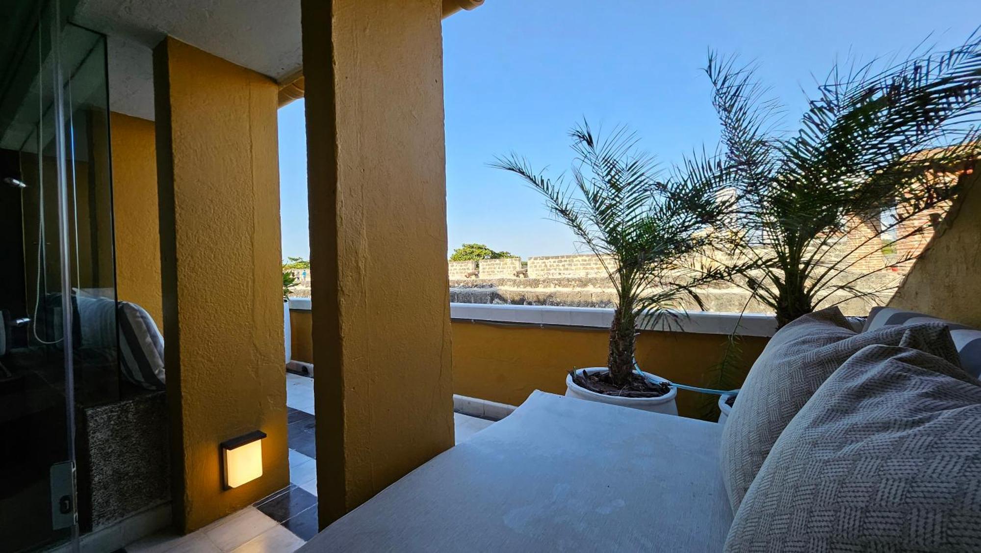 Apartamento Duplex Vista Al Mar Y Murallas Nuevo En La Ciudad Amurallada Apartment Cartagena Exterior photo