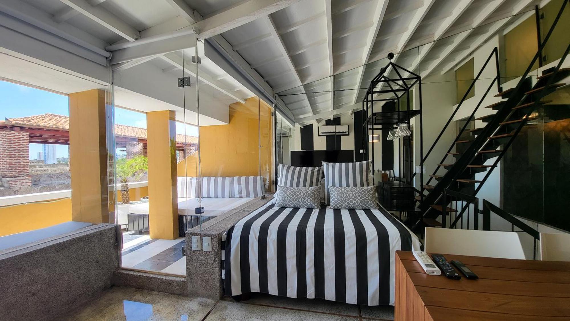 Apartamento Duplex Vista Al Mar Y Murallas Nuevo En La Ciudad Amurallada Apartment Cartagena Exterior photo
